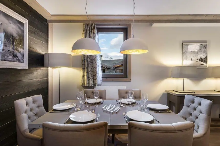 Carré Blanc 110 interior view 4