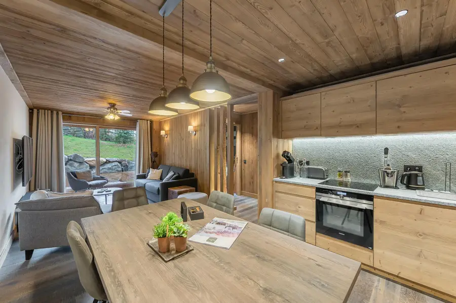 Marmottons 1 interior view 3