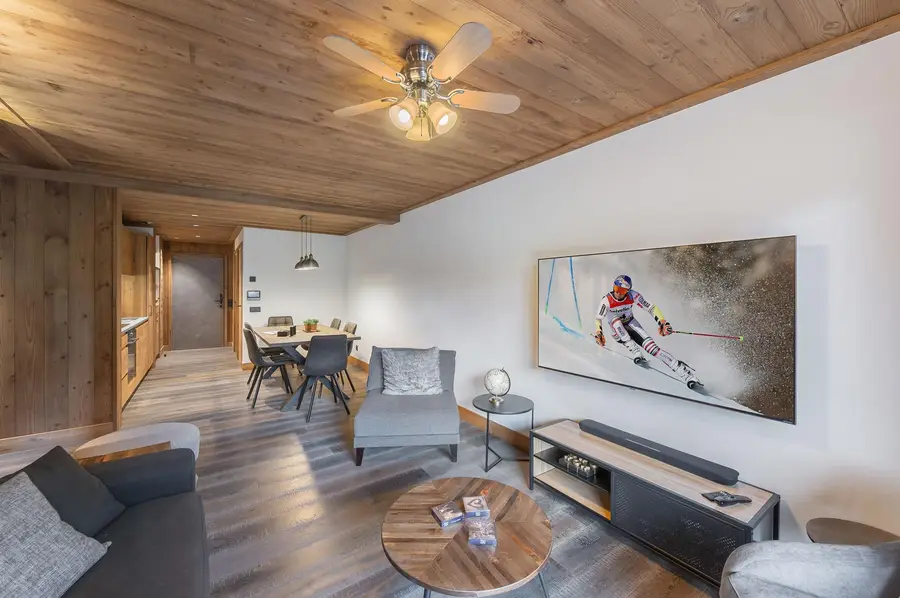 Marmottons 1 interior view 2