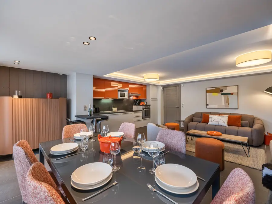 Salers interior view 5