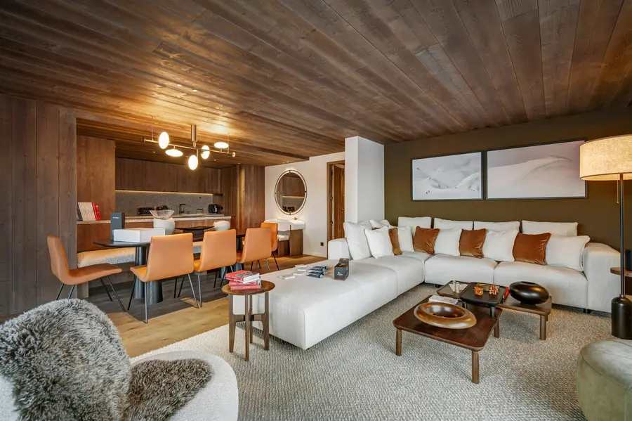 Atmosphere - 201 interior view 2