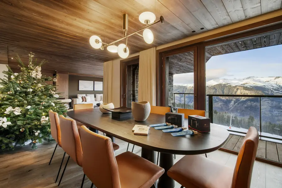 Atmosphere - 302 interior view 5