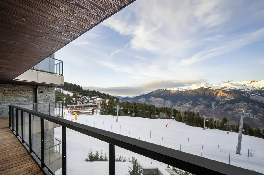 Atmosphere - 302 interior view 4