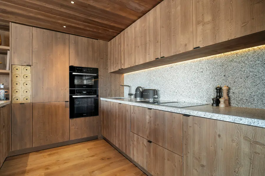 Atmosphere - 501 interior view 4