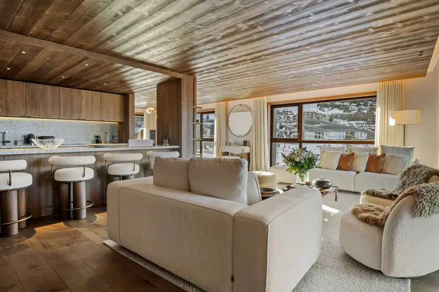 Atmosphere - 601 interior view 3