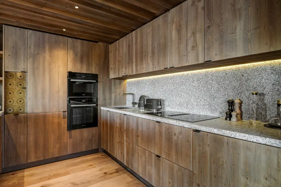 Atmosphere - 601 interior view 5