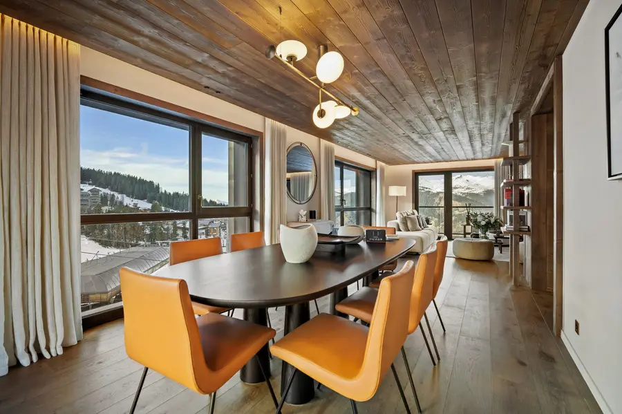 Atmosphere - 601 interior view 4