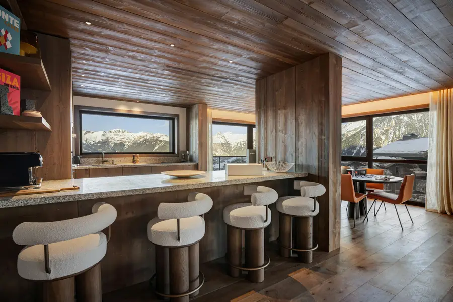 Atmosphere - 602 interior view 4