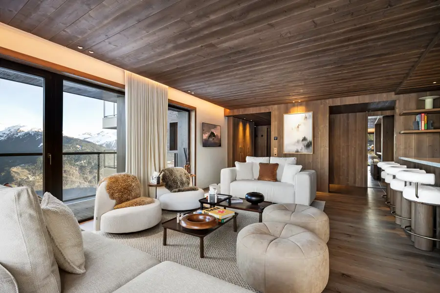 Atmosphere - 801 interior view 2