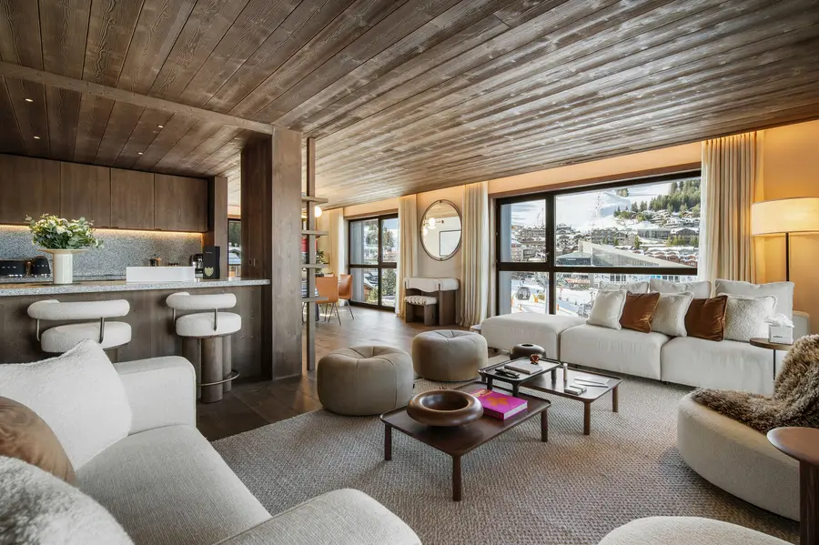 Atmosphere - 901 interior view 3