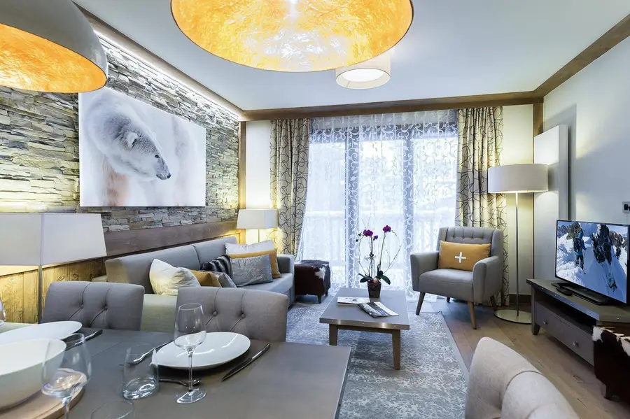 Carre Blanc 234 interior view 2