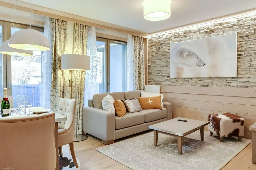 Carre Blanc 130 interior view 3