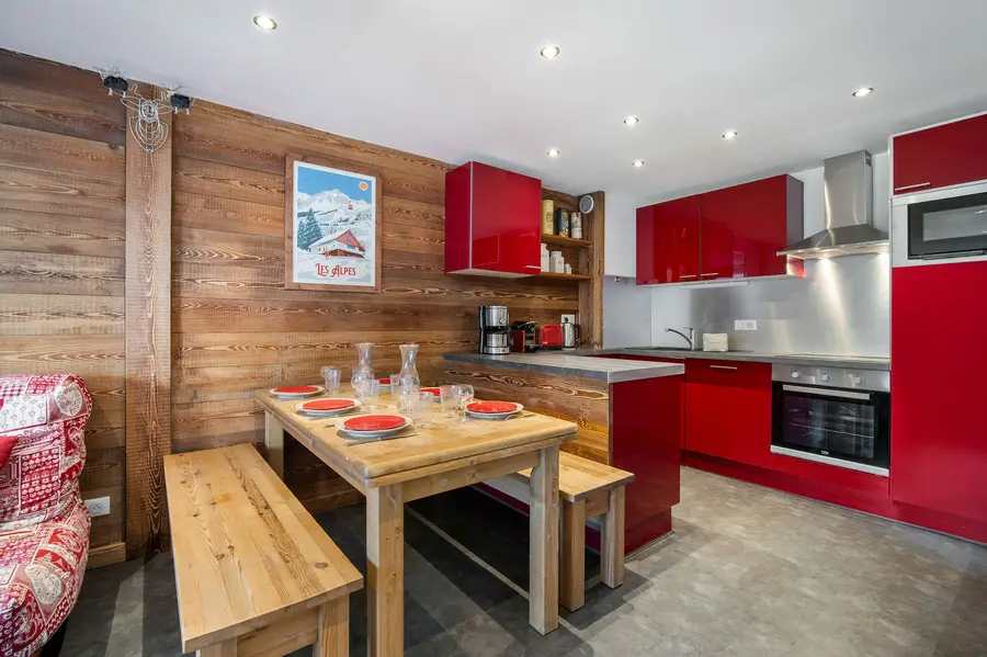 Croix de Verdon 508 interior view 3