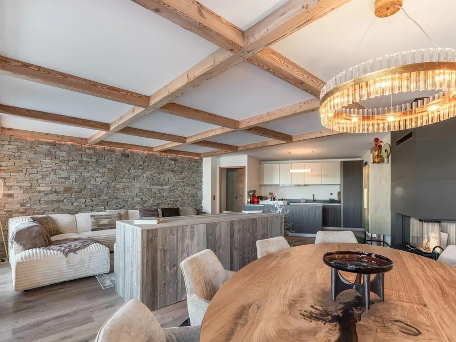 Castano interior view 3