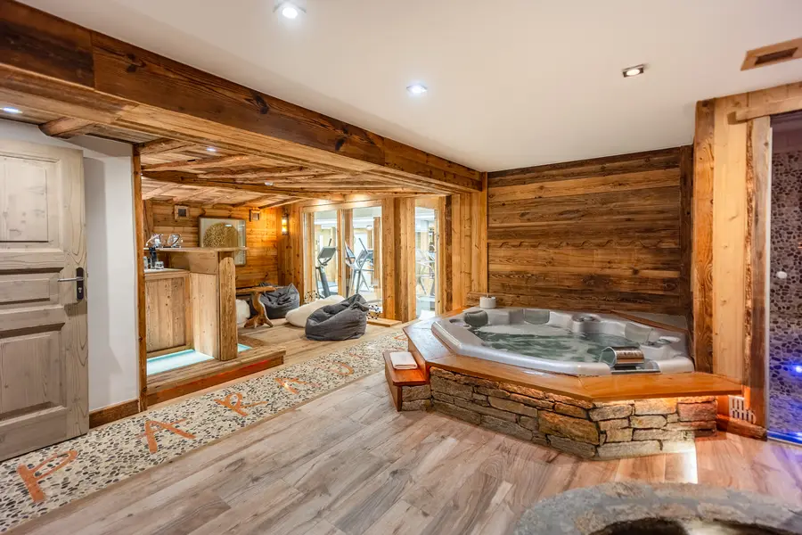 Nirvana interior view 4